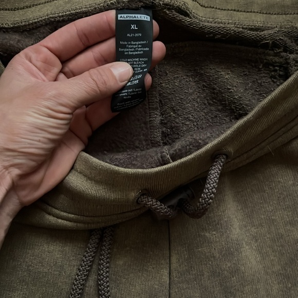 NWT Alphalete | Joggers - Picture 3 of 4